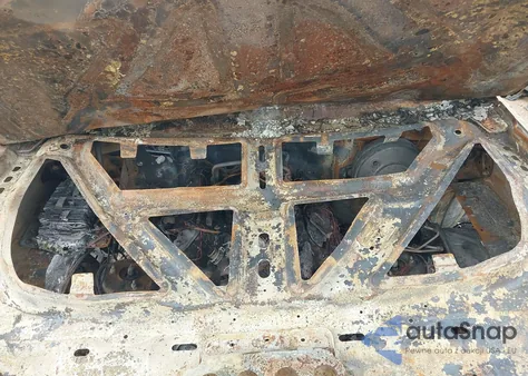 2013 GMC Yukon Xl 1500 Denali z USA, uszkodzony, nr VIN 1GKS2MEF0DR372192